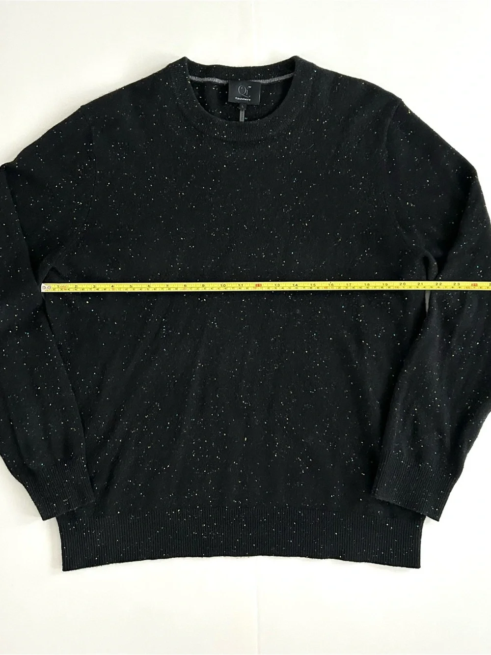 Qi Cashmere Black Multi-Color Speckled Sweater - Size L - Mens